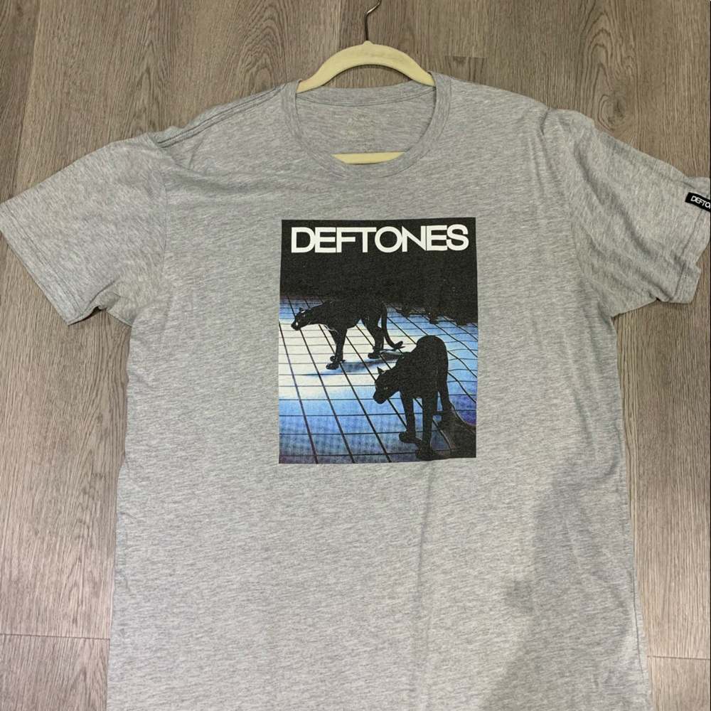 Deftones original old school Tshirt Large